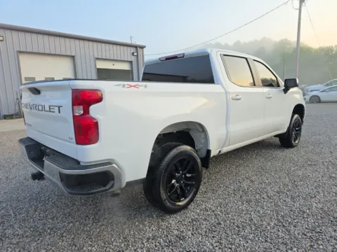 More photos of 2021 Chevrolet Silverado 1500 LT at Hocking Valley Motors, OH