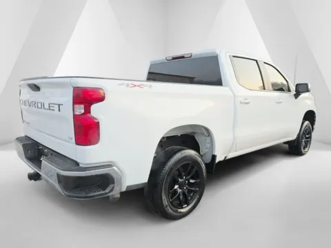 More photos of 2021 Chevrolet Silverado 1500 LT at Hocking Valley Motors, OH
