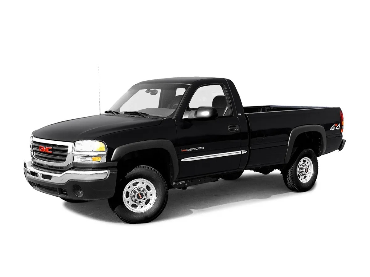 2004 GMC Sierra Standard 4WD Crew Cab SWB's photo