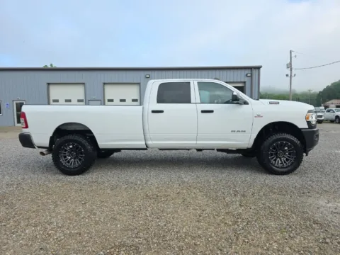 More photos of 2022 Ram 2500 Tradesman at Hocking Valley Motors, OH