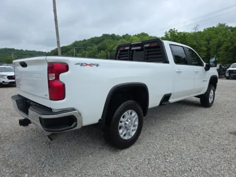 More photos of 2020 Chevrolet Silverado 3500HD LT at Hocking Valley Motors, OH