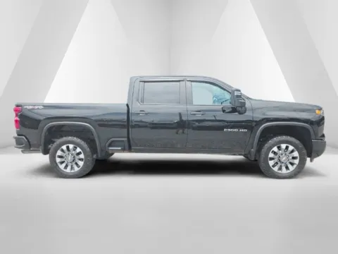 More photos of 2024 Chevrolet Silverado 2500HD Custom at Hocking Valley Motors, OH