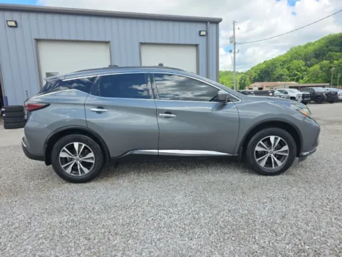 More photos of 2019 Nissan Murano SV at Hocking Valley Motors, OH