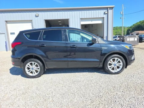 More photos of 2019 Ford Escape SE at Hocking Valley Motors, OH