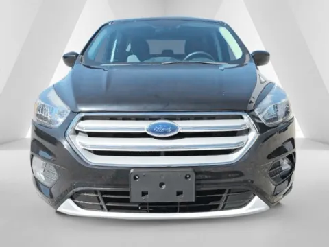 Photos of 2019 Ford Escape SE for sale in Logan, OH at Hocking Valley Motors