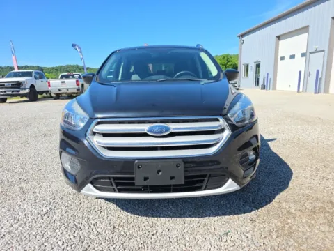 Photos of 2019 Ford Escape SE for sale in Logan, OH at Hocking Valley Motors