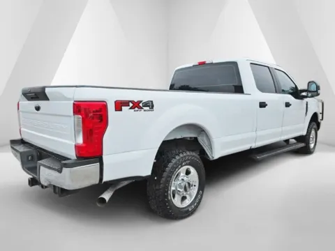 More photos of 2018 Ford F-250SD XL at Hocking Valley Motors, OH