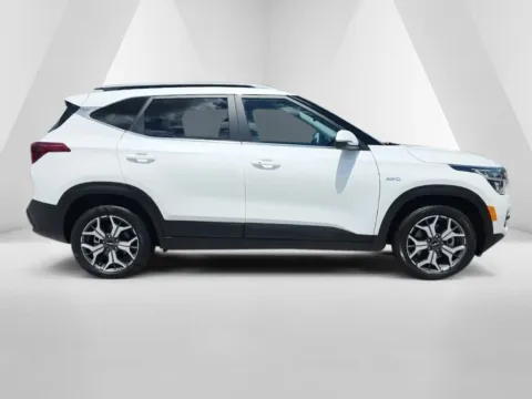 More photos of 2023 Kia Seltos EX at Hocking Valley Motors, OH