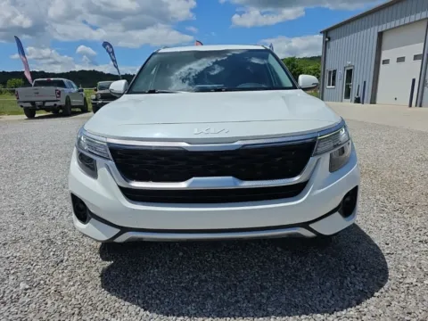 Photos of 2023 Kia Seltos EX for sale in Logan, OH at Hocking Valley Motors