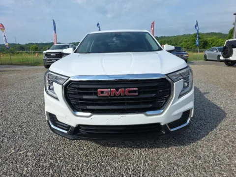Photos of 2023 GMC Terrain SLE for sale in Logan, OH at Hocking Valley Motors