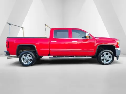 More photos of 2016 GMC Sierra 2500HD SLT at Hocking Valley Motors, OH