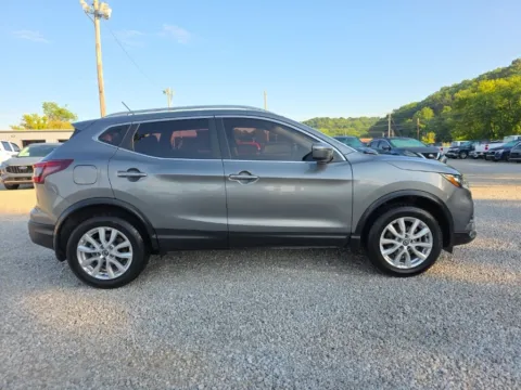 More photos of 2022 Nissan Rogue Sport SV at Hocking Valley Motors, OH