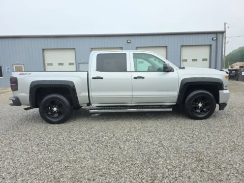 More photos of 2017 Chevrolet Silverado 1500 LT at Hocking Valley Motors, OH