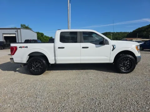 More photos of 2021 Ford F-150 XLT at Hocking Valley Motors, OH
