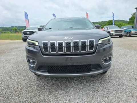 Photos of 2019 Jeep Cherokee Limited for sale in Logan, OH at Hocking Valley Motors