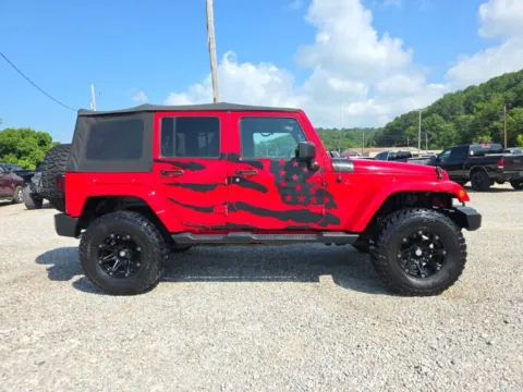 More photos of 2016 Jeep Wrangler Unlimited Sahara at Hocking Valley Motors, OH
