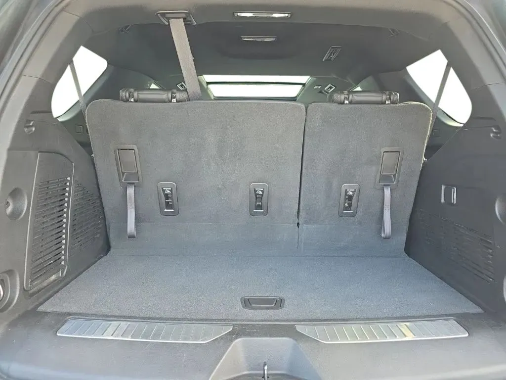 2023 Chevrolet Tahoe RST - Photo 18