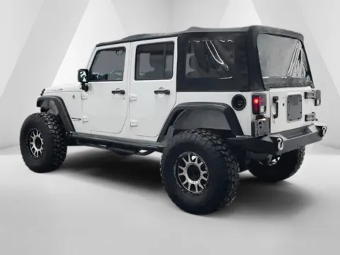 More photos of 2018 Jeep Wrangler JK Unlimited Rubicon at Hocking Valley Motors, OH