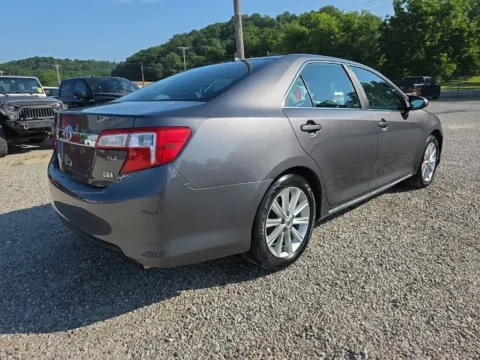 More photos of 2014 Toyota Camry Hybrid XLE at Hocking Valley Motors, OH