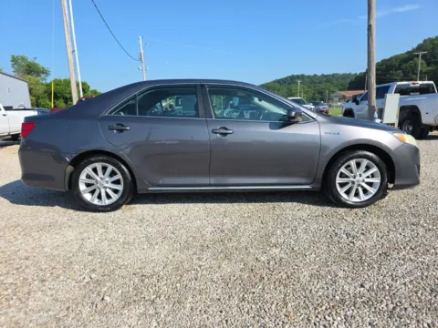 More photos of 2014 Toyota Camry Hybrid XLE at Hocking Valley Motors, OH