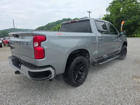 More photos of 2023 Chevrolet Silverado 1500 LT at Hocking Valley Motors, OH