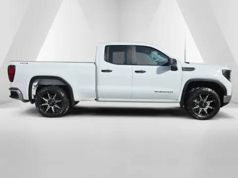 More photos of 2023 GMC Sierra 1500 Pro at Hocking Valley Motors, OH