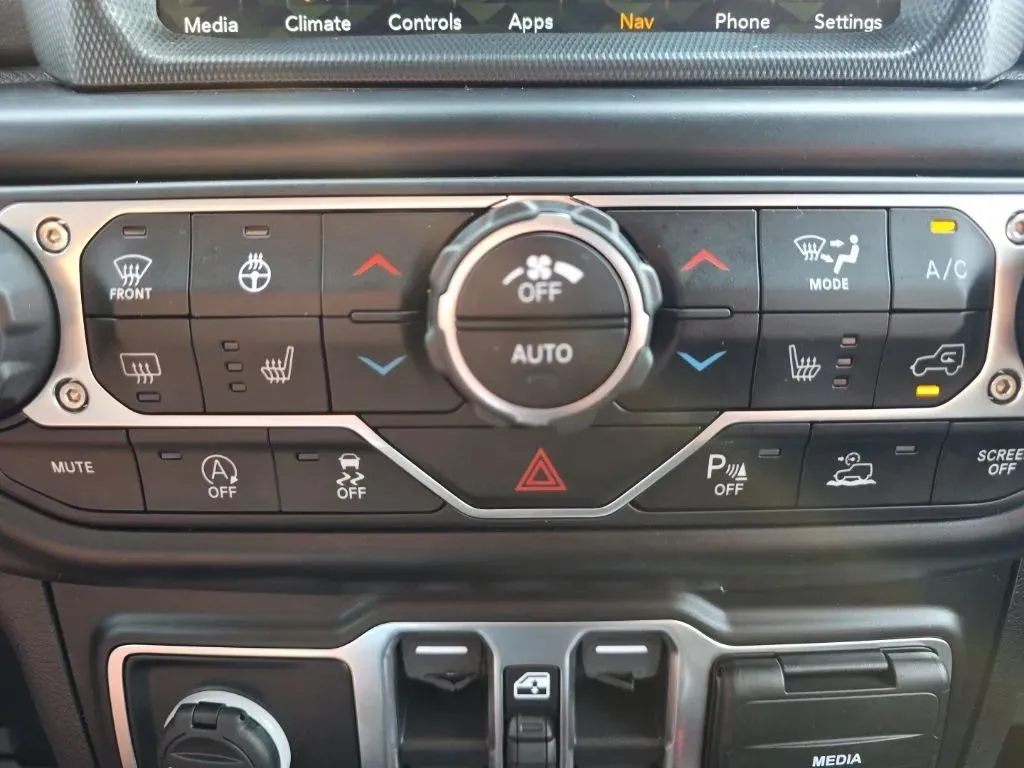 2022 Jeep Wrangler Unlimited High Altitude - Photo 25
