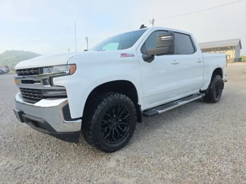 Another view of 2020 Chevrolet Silverado 1500 LT for sale in Logan, OH at Hocking Valley Motors