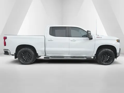 More photos of 2020 Chevrolet Silverado 1500 LT at Hocking Valley Motors, OH