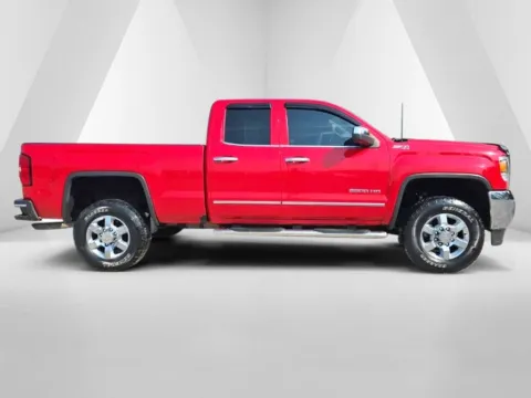 More photos of 2018 GMC Sierra 2500 HD SLT at Hocking Valley Motors, OH