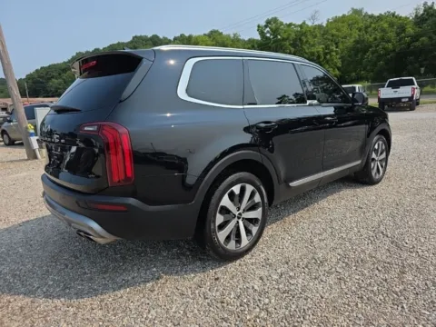 More photos of 2022 Kia Telluride EX at Hocking Valley Motors, OH