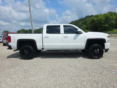 More photos of 2017 Chevrolet Silverado 1500 LT at Hocking Valley Motors, OH