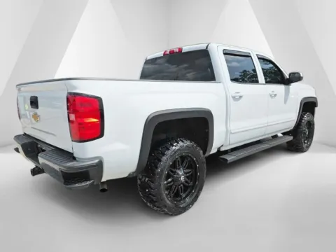 More photos of 2017 Chevrolet Silverado 1500 LT at Hocking Valley Motors, OH