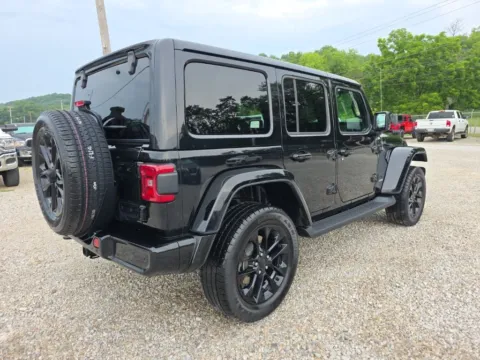 More photos of 2021 Jeep Wrangler Unlimited Sahara High Altitude at Hocking Valley Motors, OH