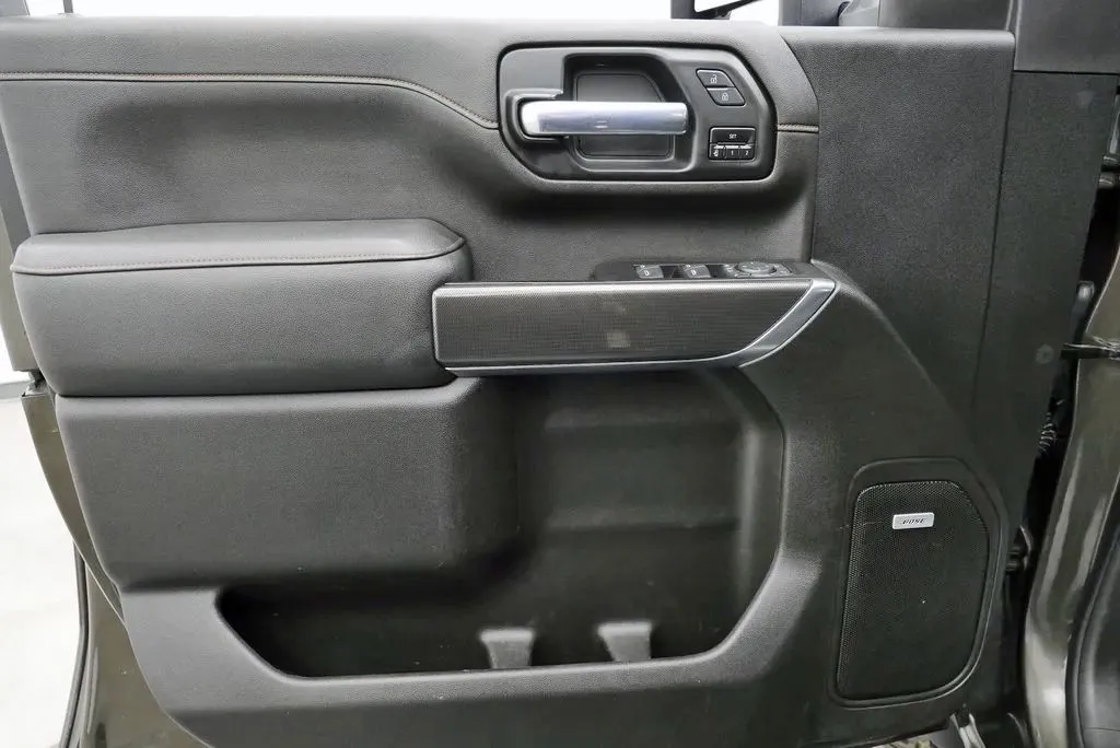 2022 GMC Sierra 2500HD AT4 - Photo 10