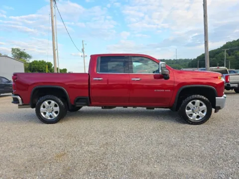 More photos of 2022 Chevrolet Silverado 2500HD LTZ at Hocking Valley Motors, OH