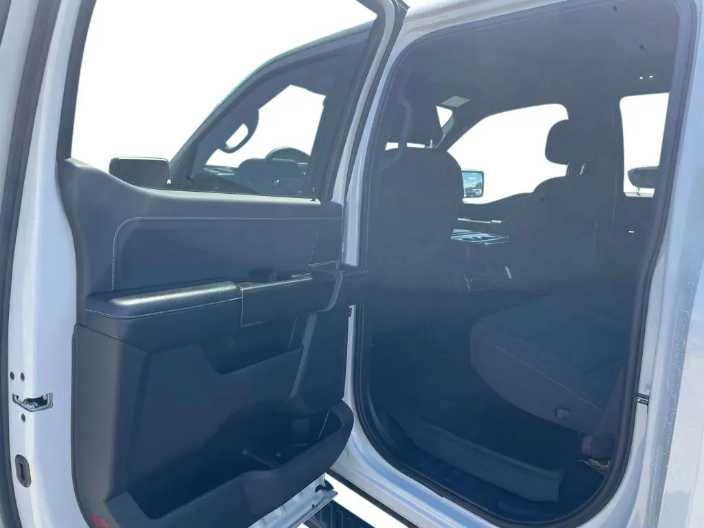 2023 Ford F-150 XLT - Photo 31