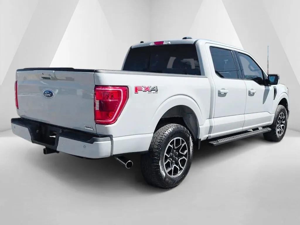 2023 Ford F-150 XLT - Photo 6