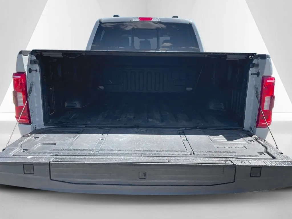 2023 Ford F-150 XLT - Photo 14
