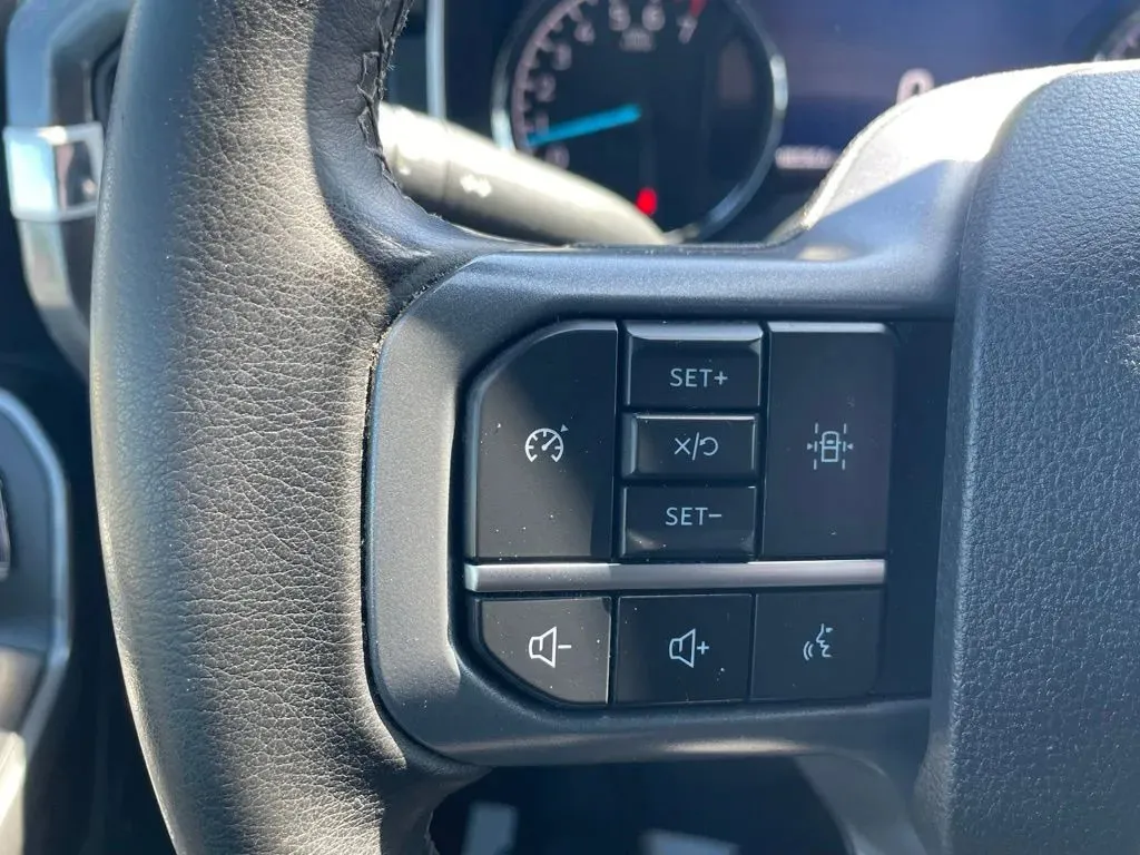 2023 Ford F-150 XLT - Photo 25