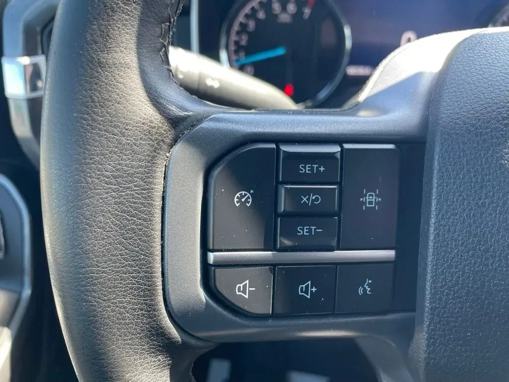 2023 Ford F-150 XLT - Photo 24