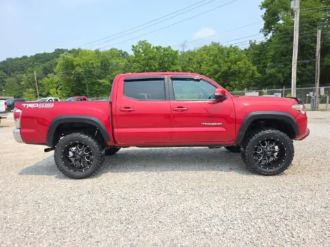More photos of 2020 Toyota Tacoma TRD Off-Road at Hocking Valley Motors, OH