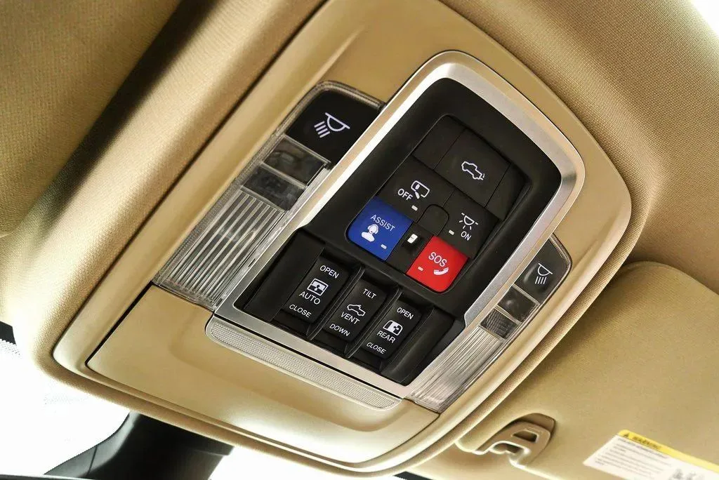 2022 RAM Ram 3500 Pickup Longhorn - Photo 34