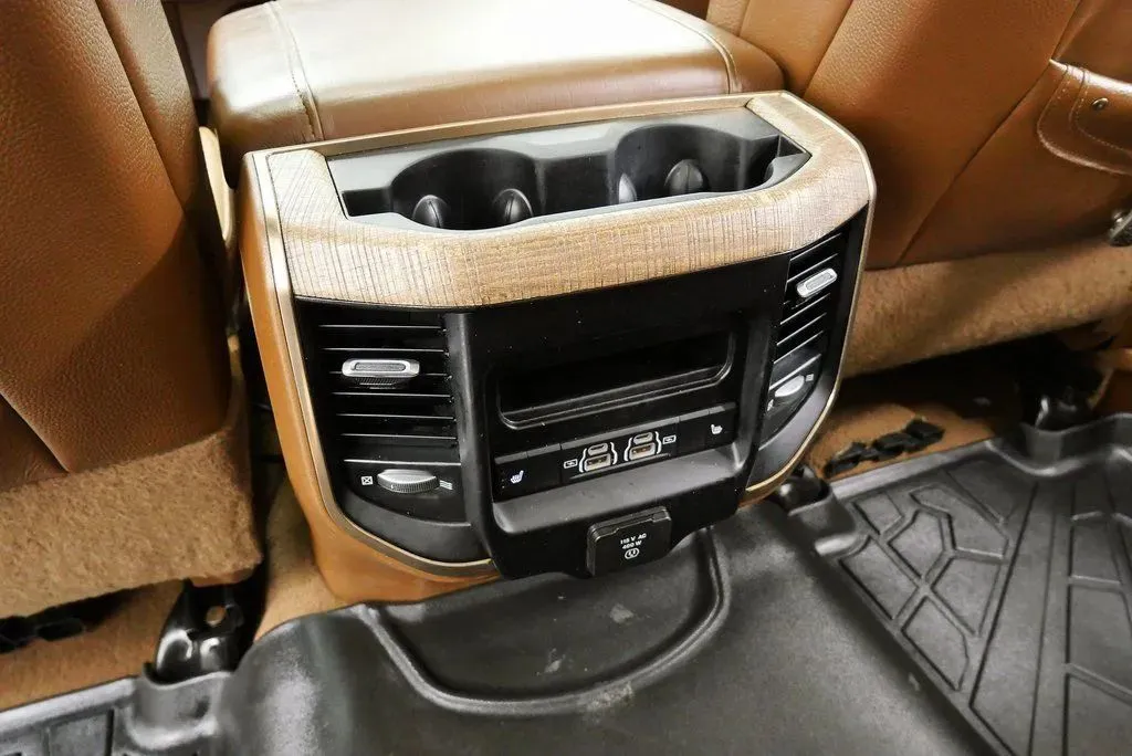 2022 RAM Ram 3500 Pickup Longhorn - Photo 22