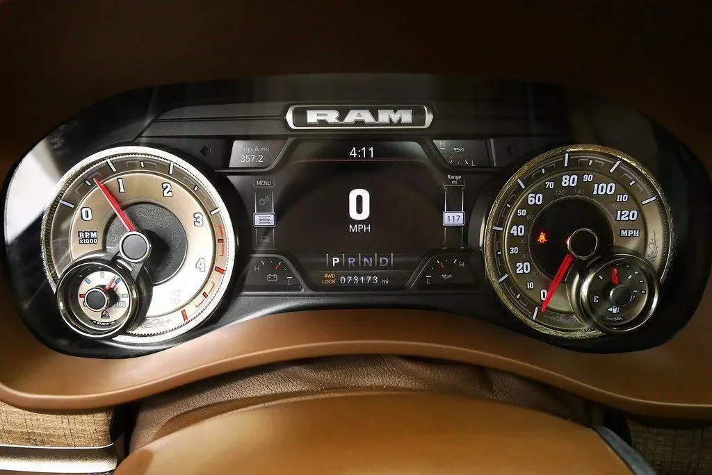 2022 RAM Ram 3500 Pickup Longhorn - Photo 25