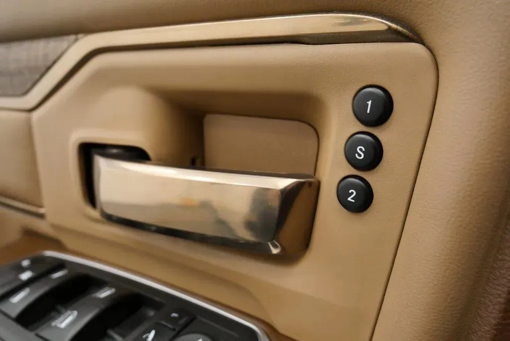 2022 RAM Ram 3500 Pickup Longhorn - Photo 16