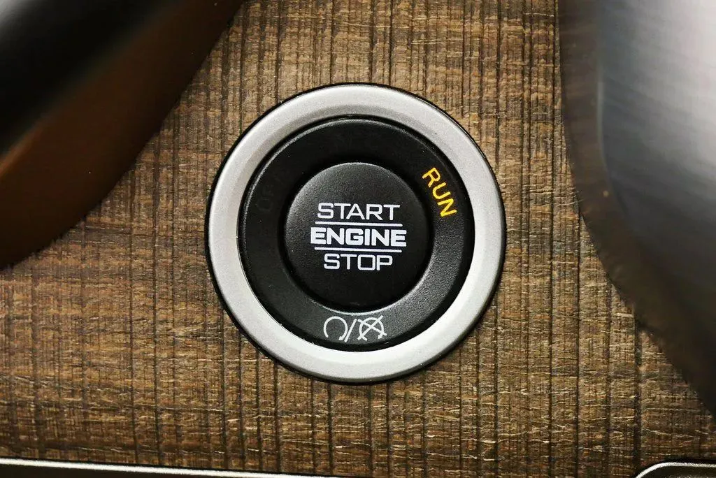 2022 RAM Ram 3500 Pickup Longhorn - Photo 28