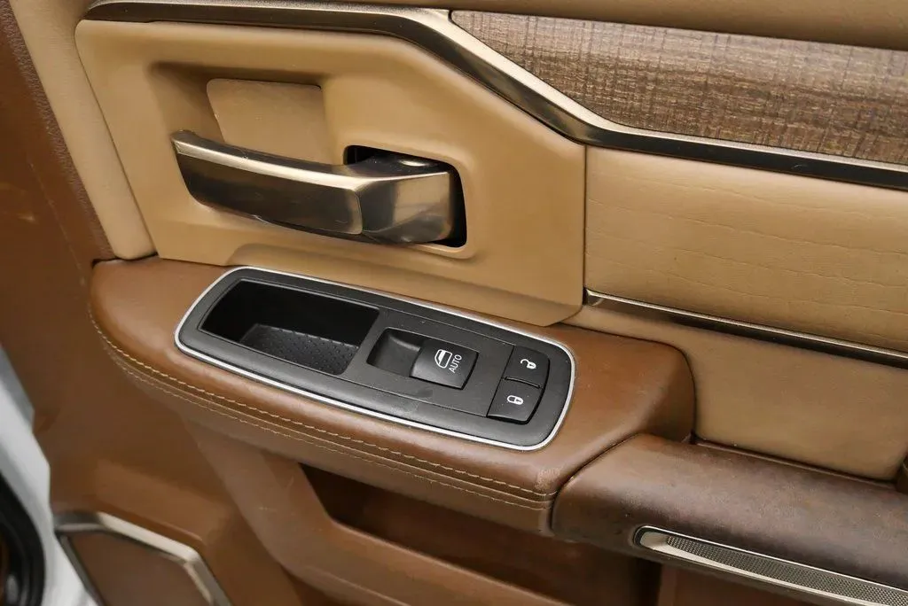 2022 RAM Ram 3500 Pickup Longhorn - Photo 19