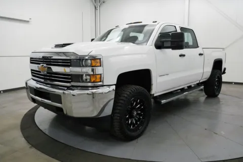 Another view of 2018 Chevrolet Silverado 3500HD Work Truck for sale in Logan, OH at Hocking Valley Motors