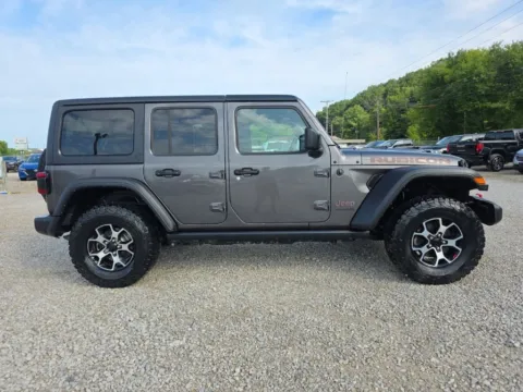 More photos of 2021 Jeep Wrangler Unlimited Rubicon at Hocking Valley Motors, OH